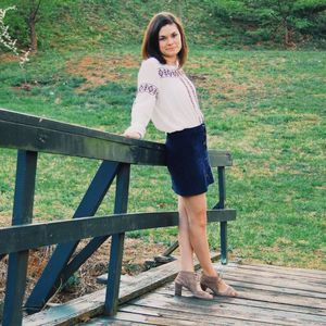 Meet your Posher, Kayla